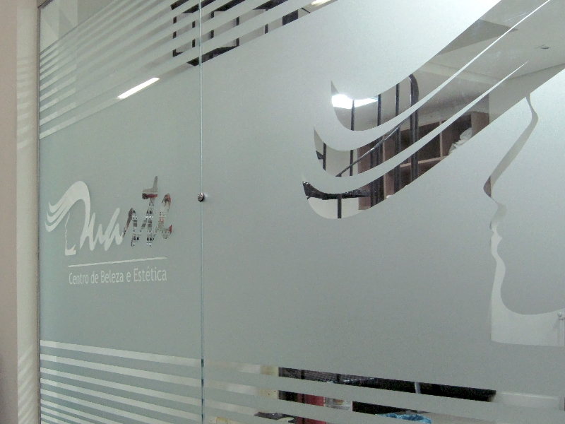 Adesivo Jateado para porta de vidro