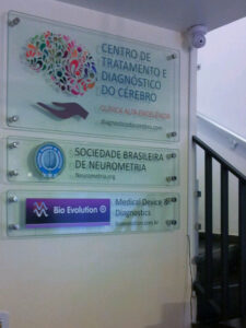 painel-de-vidro-para-clinica