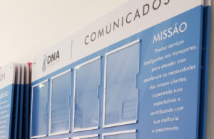 Quadro de aviso personalizado