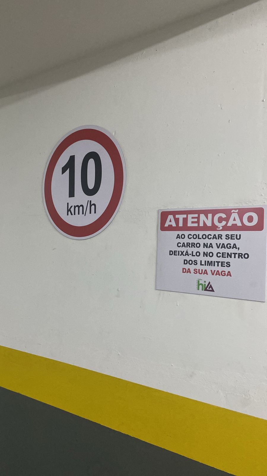 Placa de velocidade para condomínio 